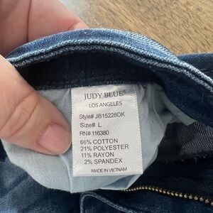 VGUC Judy Blue shorts size L